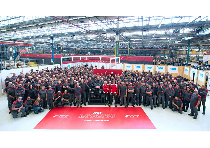 Foto FPT INDUSTRIAL CELEBRA UN NUEVO HITO EN LA PLANTA DE TURÍN CON LA PRODUCCIÓN DE DOS MILLONES DE MOTORES NEF.